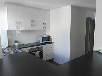 מלון דירות גולד קוסט Surfers Beach Holiday Apartments